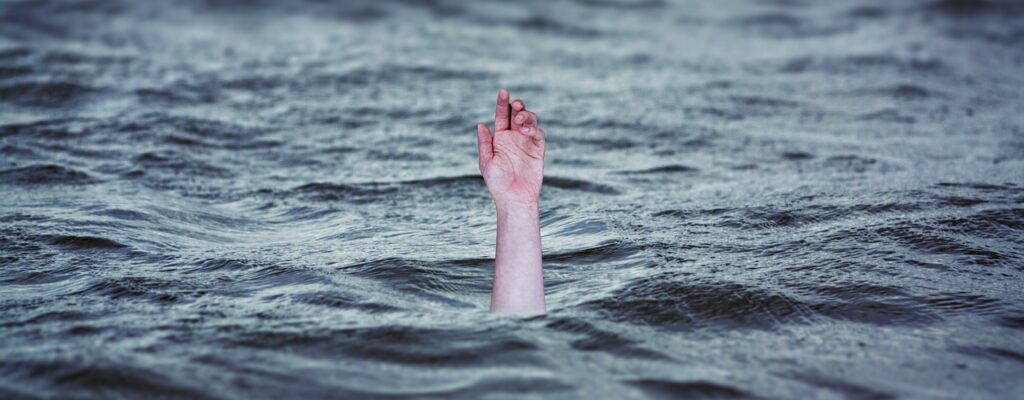 drowning, ocean, emergency